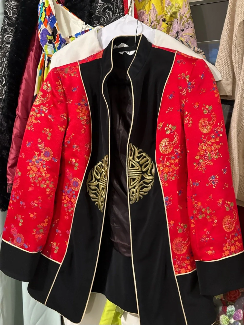 Vintage 90s Le Sien NY red brocade Embroidered statement jacket size 10